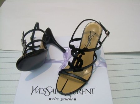 Yves Saint Laurent 21z