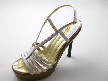 Yves Saint Laurent 63z