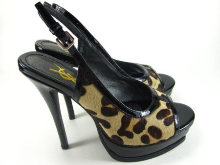 Yves Saint Laurent 64z